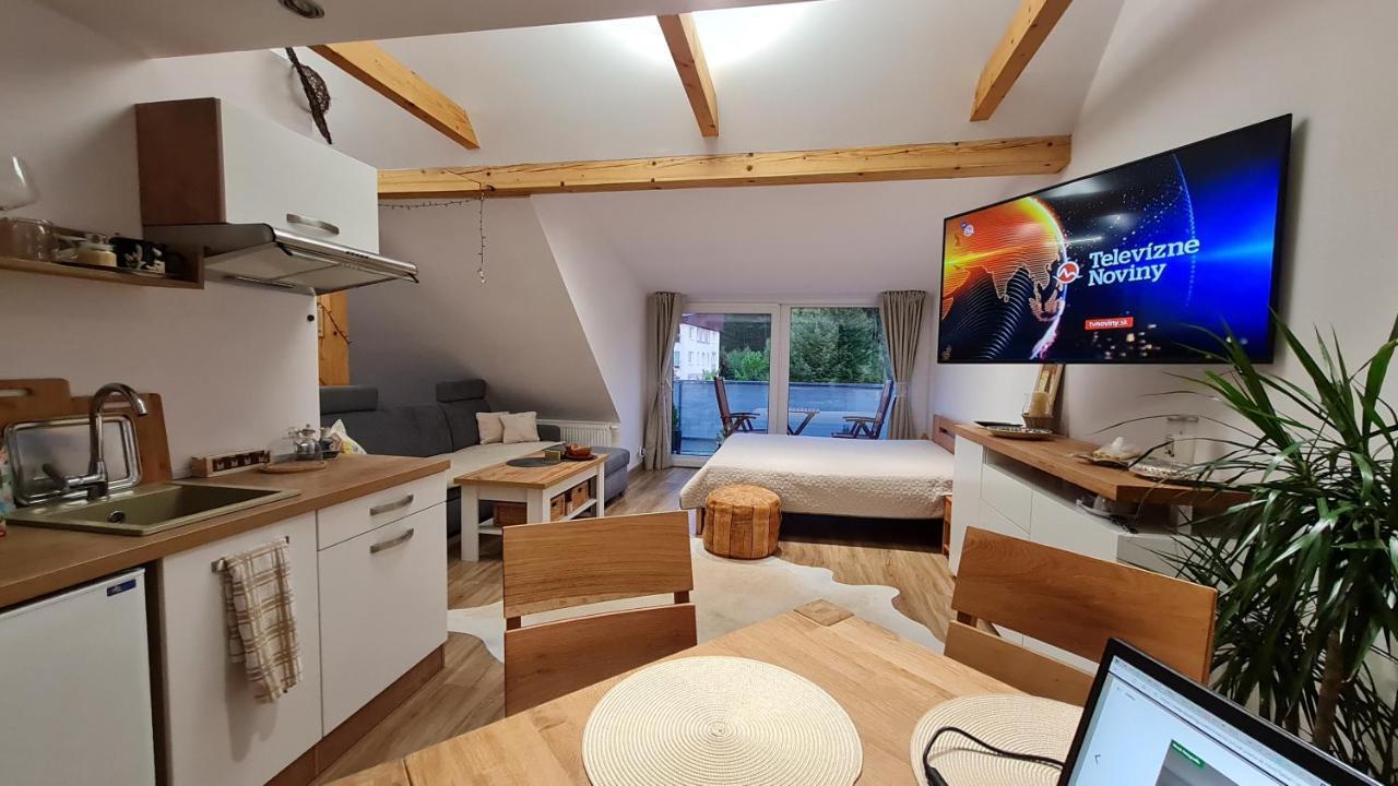 Penzion Piano Apartment Liptovsky Mikulas Luaran gambar